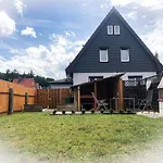 Сasa de vacaciones Ferienhaus-„am-eichholz“-in-ilsenburg-mit-garten-sauna-hund-willkommen *