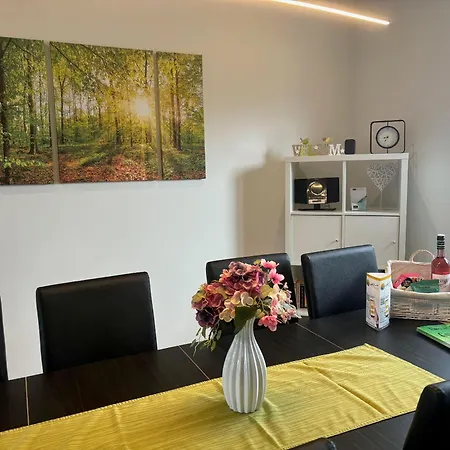 Ferienhaus-„am-eichholz“-in-ilsenburg-mit-garten-sauna-hund-willkommen * 伊尔森堡